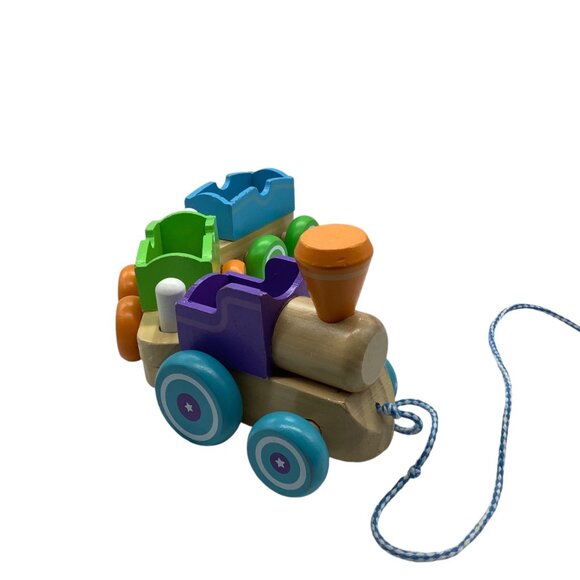 Melissa & Doug Wooden Rainbow 3 Linking Train Toy Age 18 Months+ Pull String - Picture 2 of 5